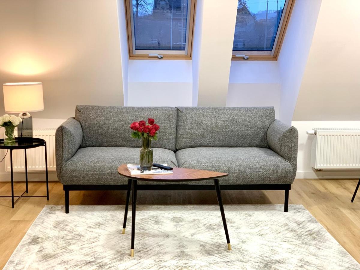 Hotel, Apartament Pod Zlotym Lwem W Samym Centrum Miasta Z Darmowym Parkingiem VII 쿠드즈코 외부 사진